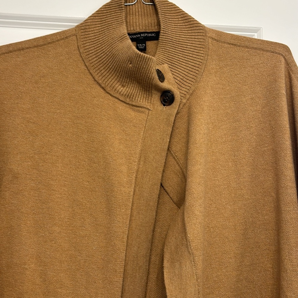 Banana Republic Knit cape size XS/S - Picture 3 of 6